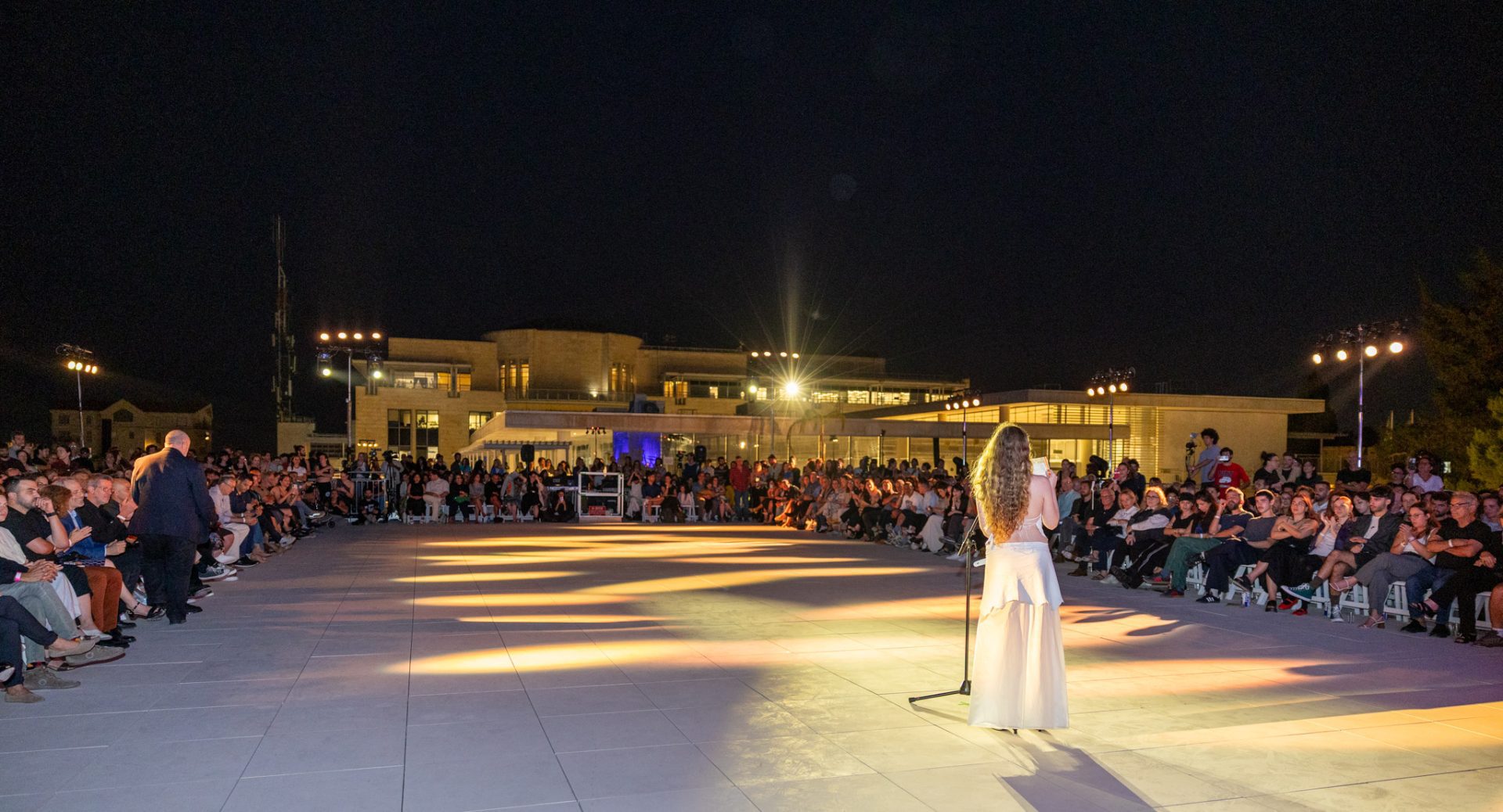 דנה בר סימן טוב3