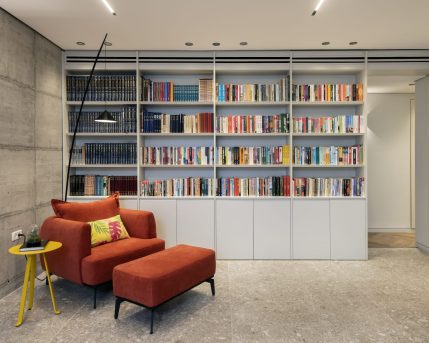 0e4d5f3f-c0f1-46da-979f-f26e72ddb301