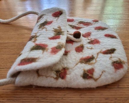 589c97a2-25d2-48c4-aae8-d523e8548ada