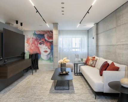 9de3973a-e91f-46cf-b392-bd1026550363