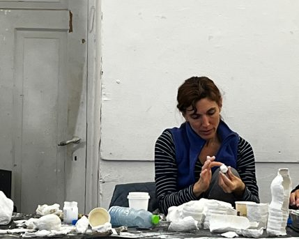 b2308c85-5773-4124-9d74-e78787a6e42b