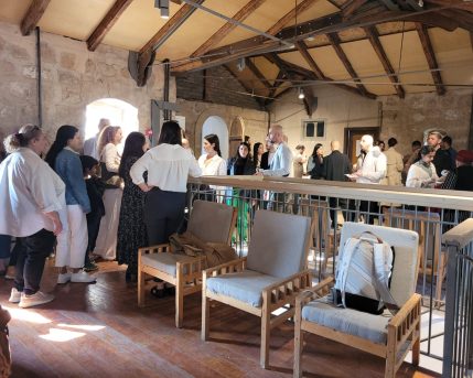 dd1621bf-6e65-406f-9acd-adb597d8086b